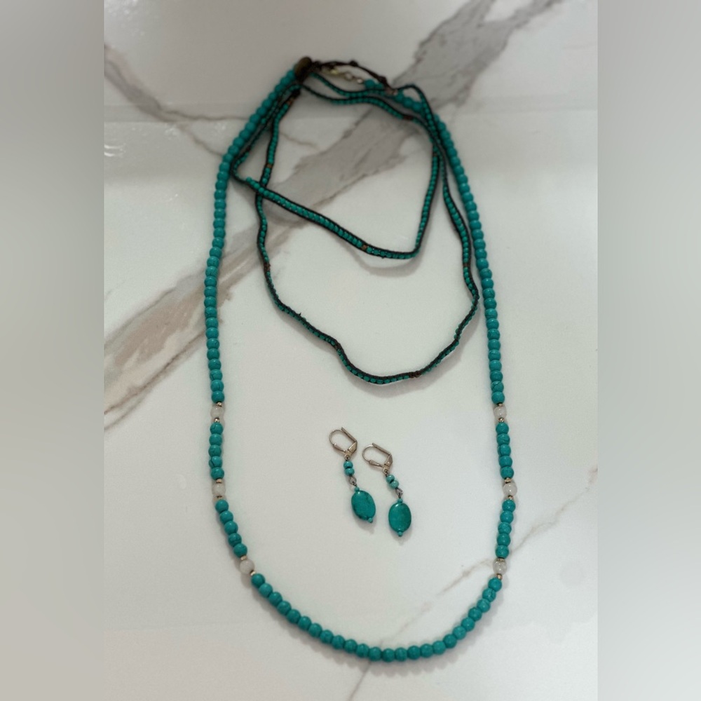 Free with purchase of $50+ from my closet! Turquoise jewelry